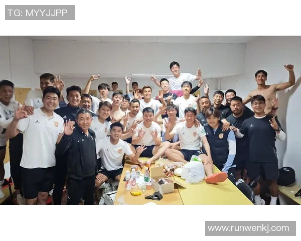 杭州足球队个人能力提升引发热议助力球队崛起与发展